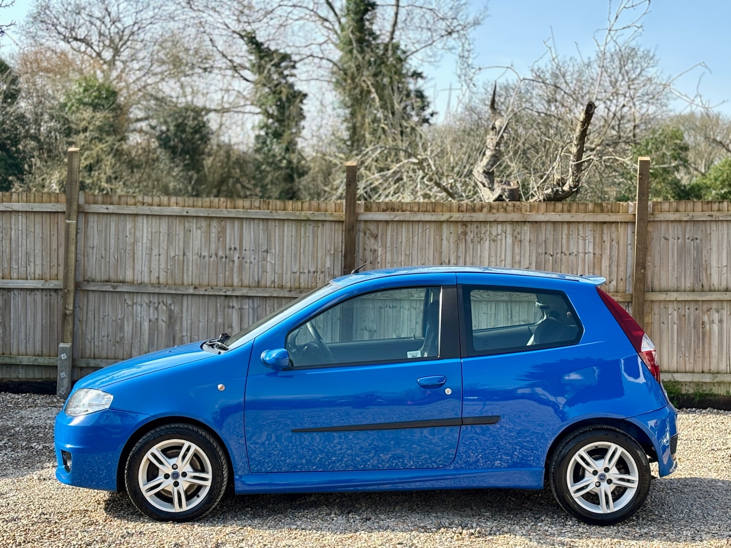 Used Fiat Punto 2004 for sale - 77663056: Photo 3