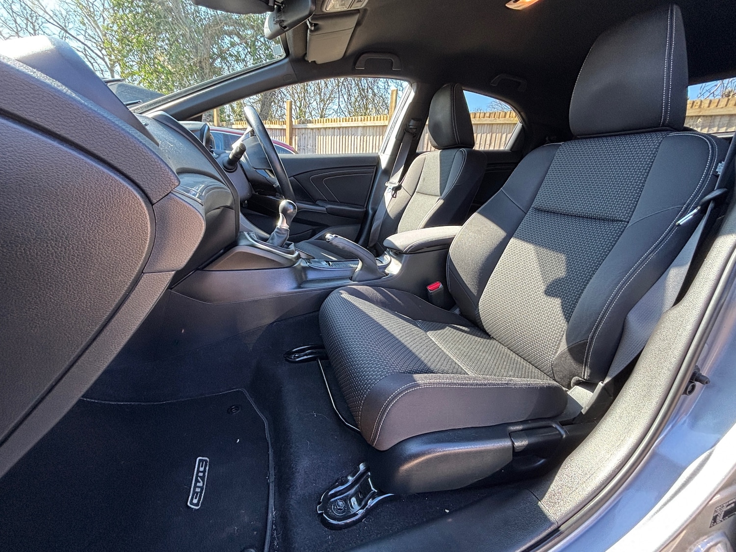 Used Honda Civic 2016 for sale - 77931665: Photo 2