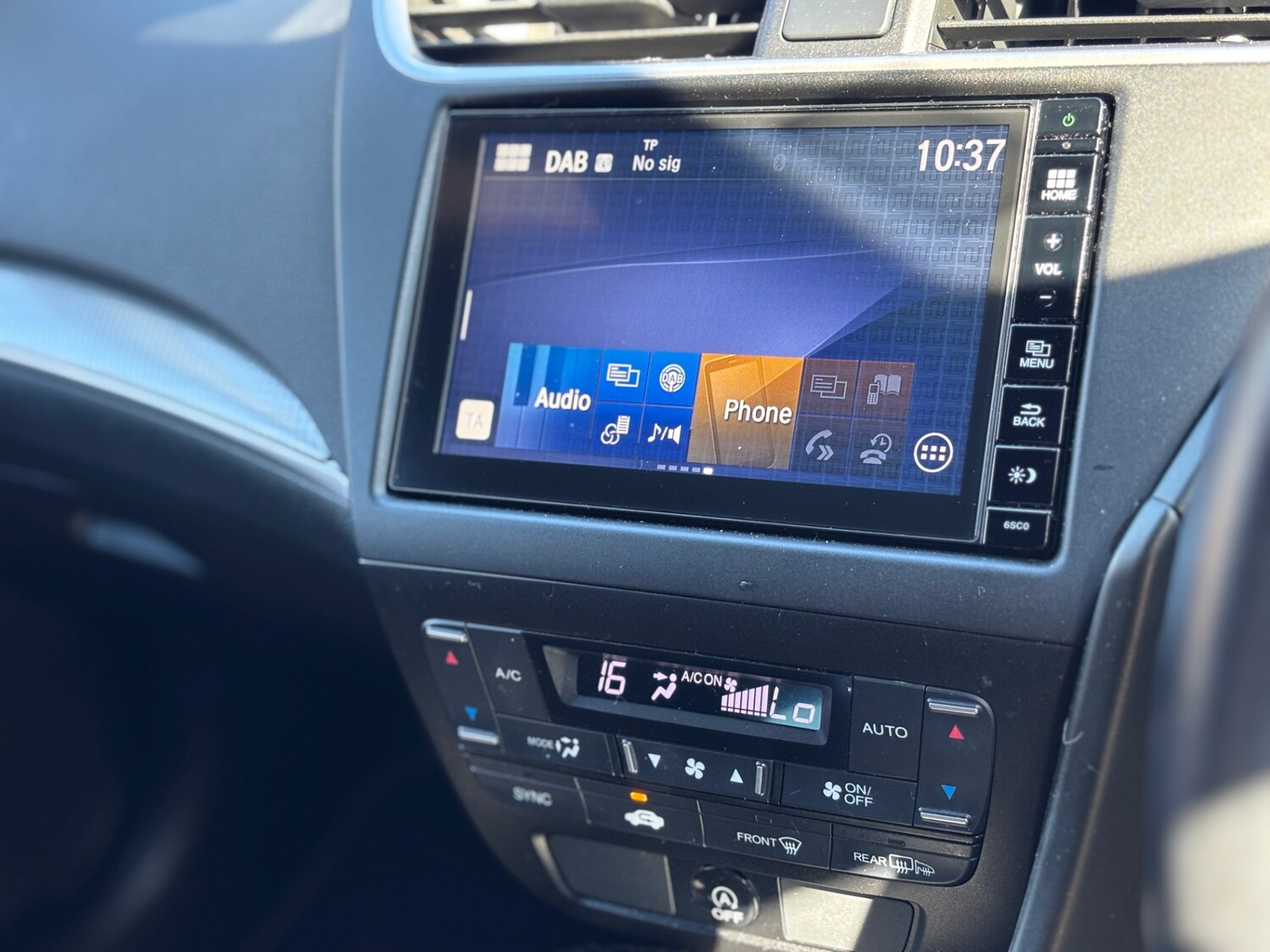 Used Honda Civic 2016 for sale - 77931665: Photo 8