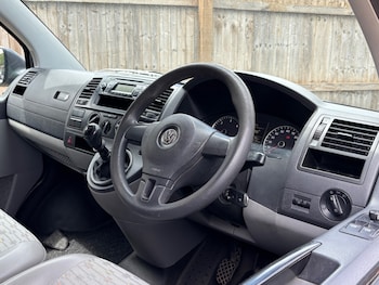 Used Volkswagen Transporter 2011 for sale - 79068781: Photo