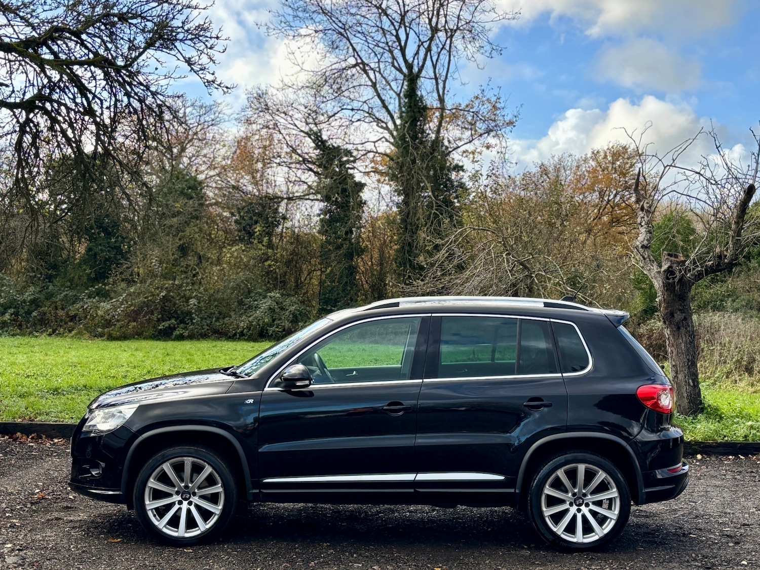 Used Volkswagen Tiguan 2010 for sale - 76780034: Photo 3