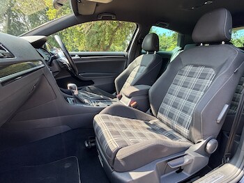 Used Volkswagen Golf 2016 for sale - 75497403: Photo