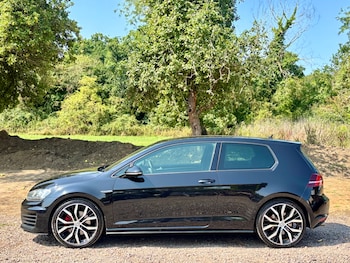 Used Volkswagen Golf 2016 for sale - 75497403: Photo
