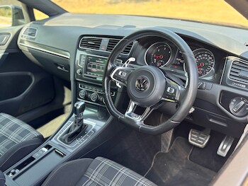 Used Volkswagen Golf 2016 for sale - 75497403: Photo