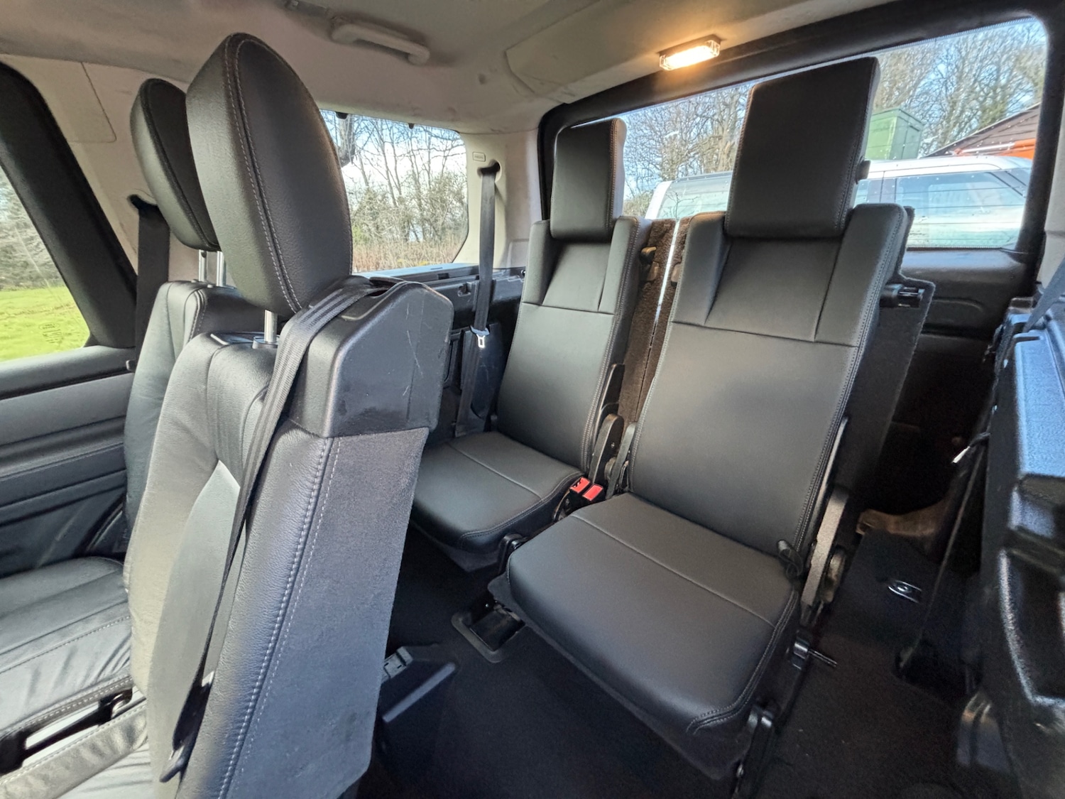 Used Land Rover Discovery 2011 for sale - 77220600: Photo 12