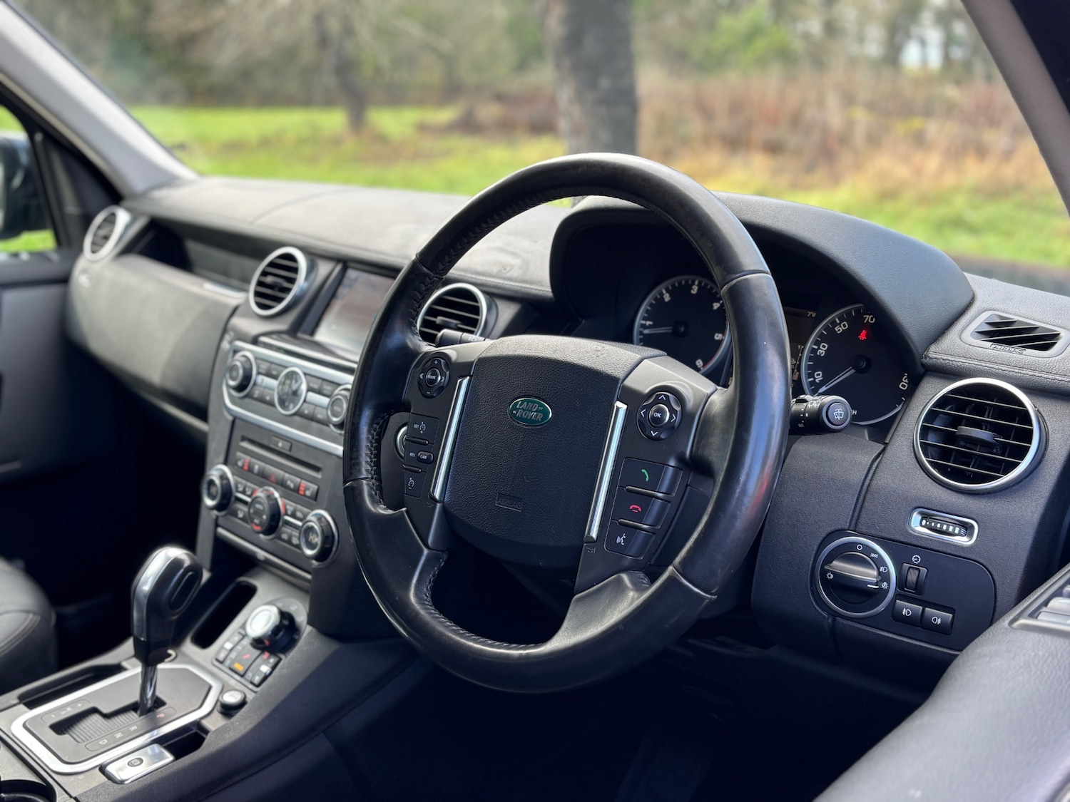 Used Land Rover Discovery 2011 for sale - 77220600: Photo 4