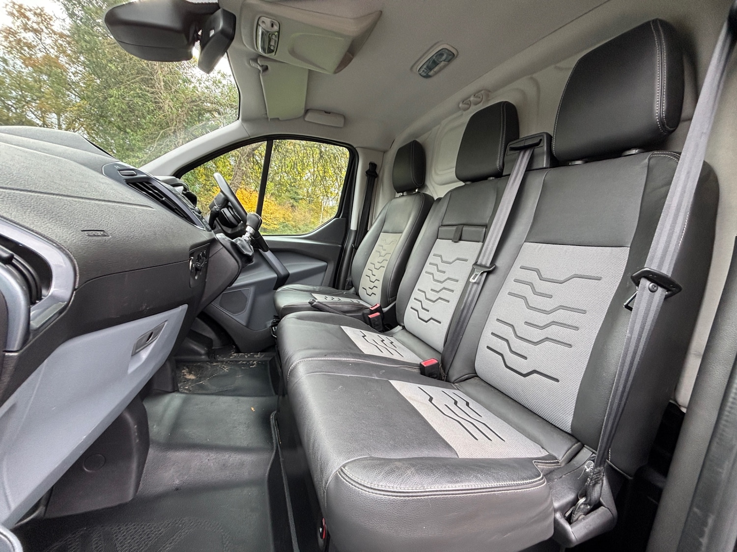 Used Ford Transit Custom 2013 for sale - 76477189: Photo 2