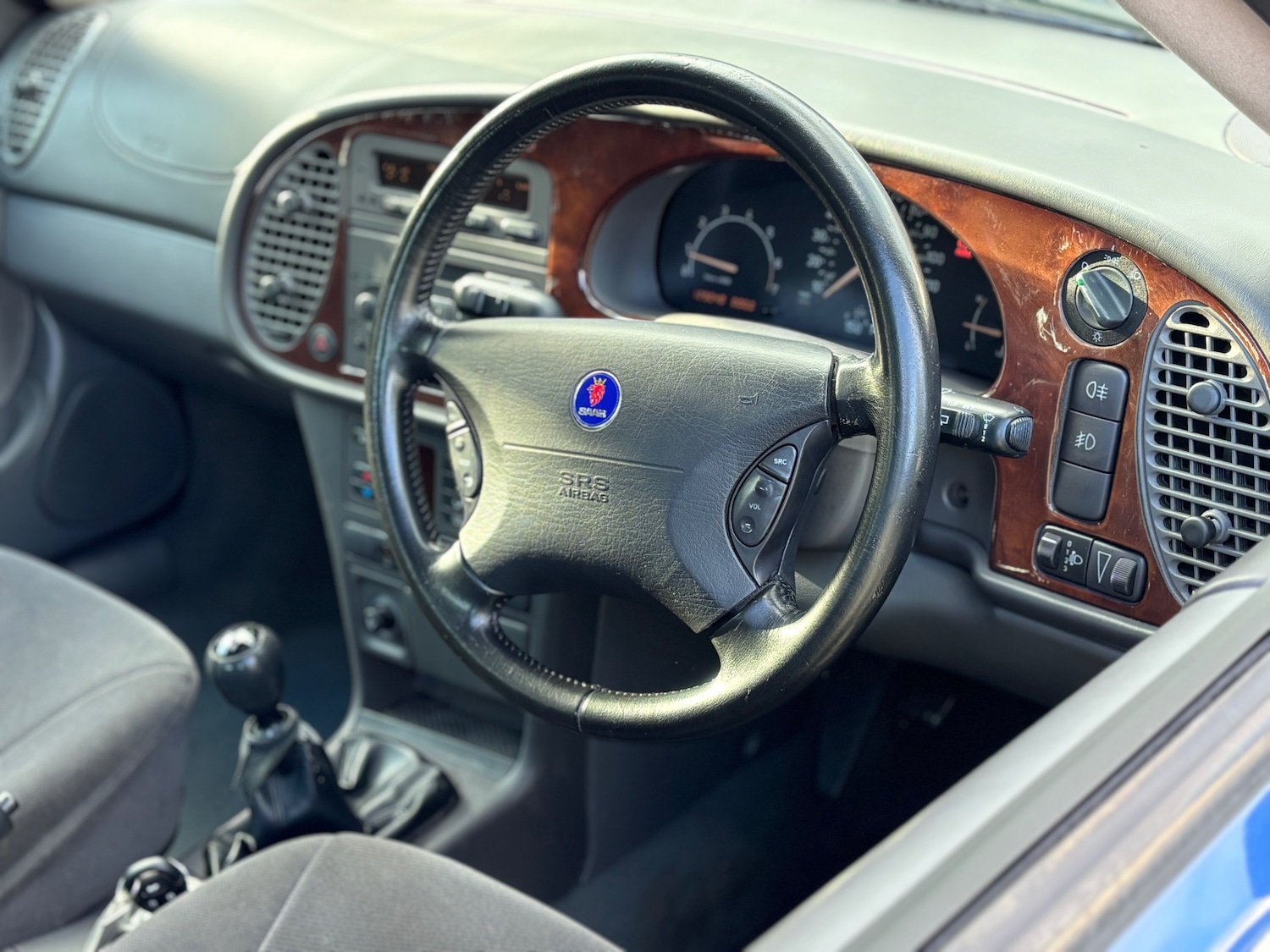 Used Saab 9-3 2001 for sale - 77352159: Photo 4