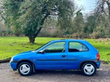 Used Vauxhall Corsa 1997 for sale - 73526072: Photo