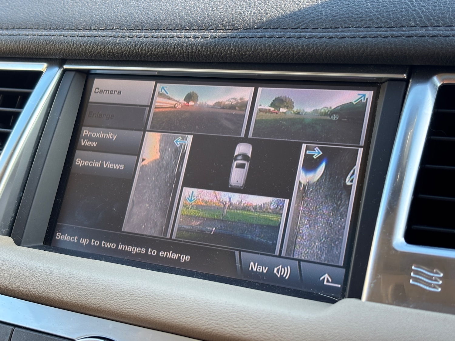 Used Land Rover Range Rover Sport 2011 for sale - 76693518: Photo 11