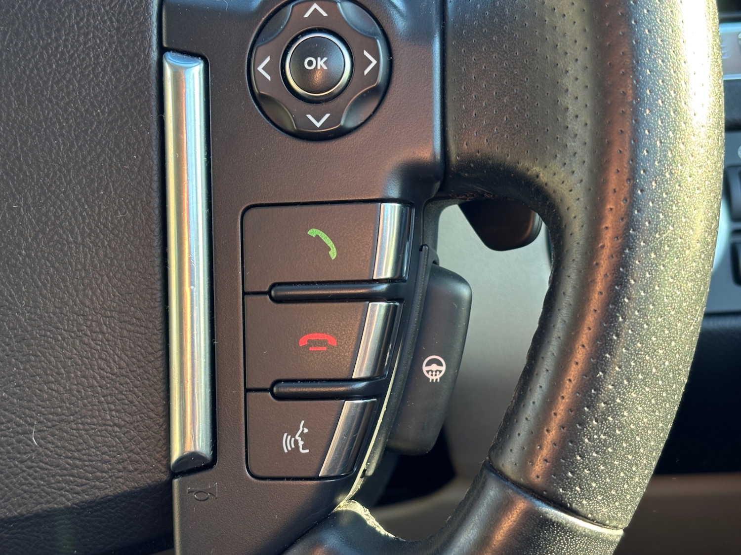 Used Land Rover Range Rover Sport 2011 for sale - 76693518: Photo 18