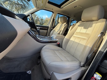 Used Land Rover Range Rover Sport 2011 for sale - 76693518: Photo