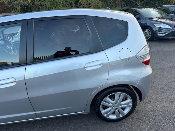 Used Honda Jazz 2009 for sale - 76214445: Photo 20