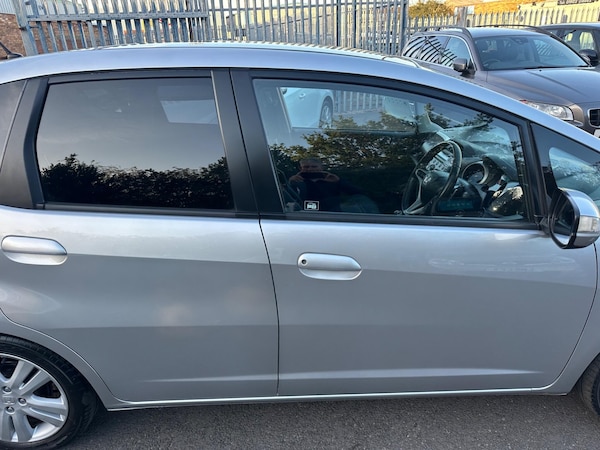 Used Honda Jazz 2009 for sale - 76214445: Photo 22