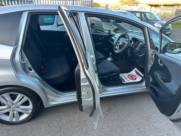 Used Honda Jazz 2009 for sale - 76214445: Photo 25