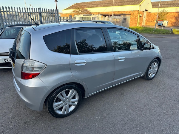 Used Honda Jazz 2009 for sale - 76214445: Photo 26