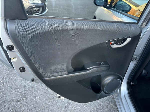 Used Honda Jazz 2009 for sale - 76214445: Photo 31