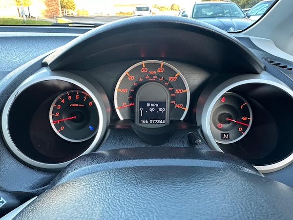 Used Honda Jazz 2009 for sale - 76214445: Photo 38