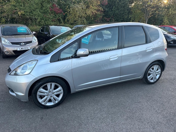 Used Honda Jazz 2009 for sale - 76214445: Photo 4