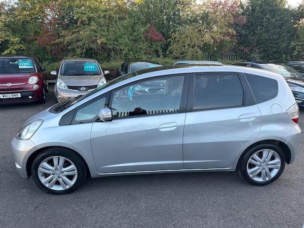 Used Honda Jazz 2009 for sale - 76214445: Photo 6