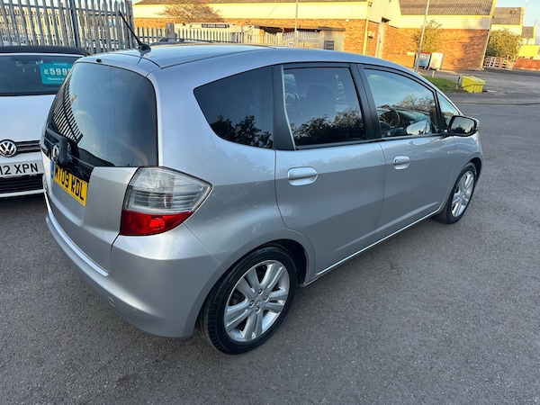 Used Honda Jazz 2009 for sale - 76214445: Photo 9