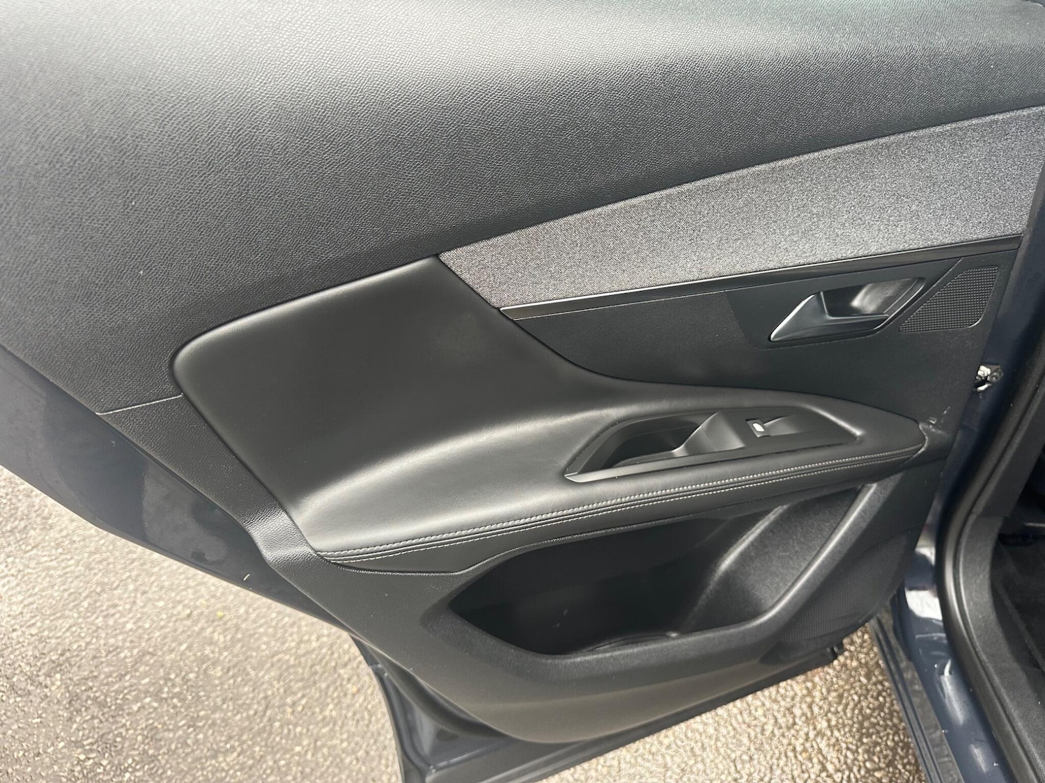 Used Peugeot 3008 2018 for sale - 76550315: Photo 24