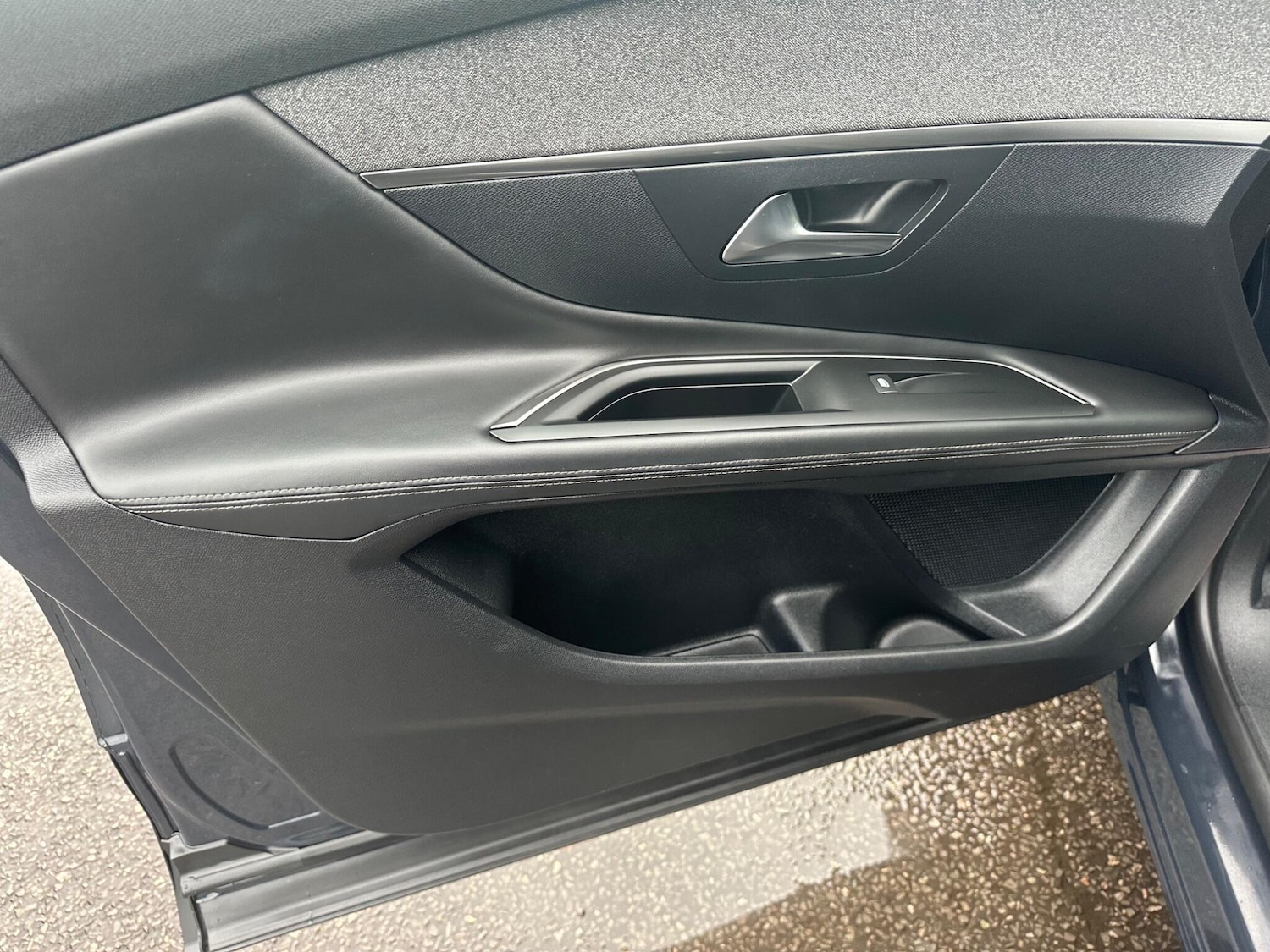 Used Peugeot 3008 2018 for sale - 76550315: Photo 25