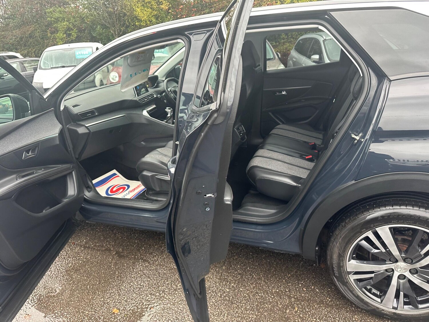 Used Peugeot 3008 2018 for sale - 76550315: Photo 39