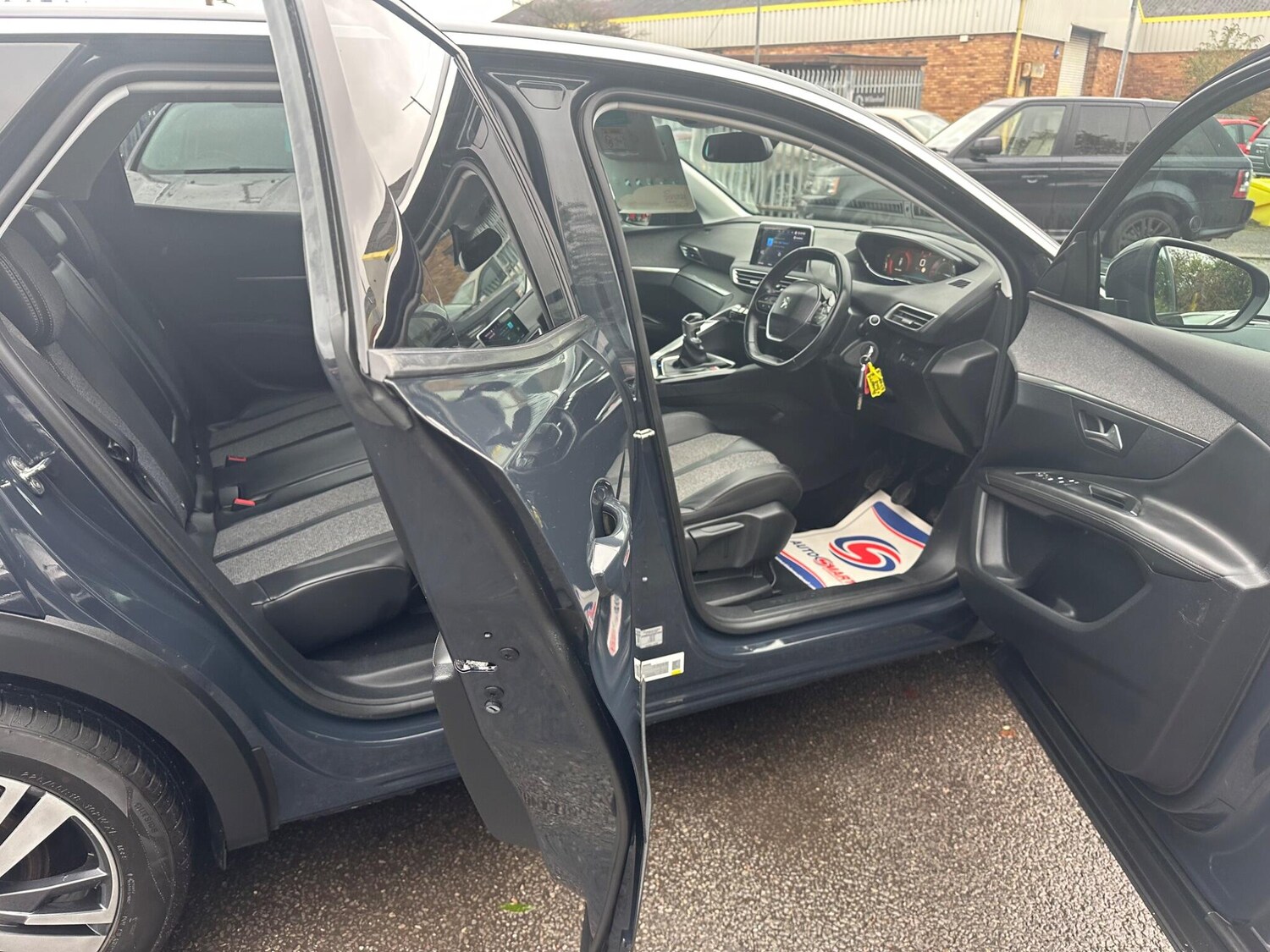 Used Peugeot 3008 2018 for sale - 76550315: Photo 56