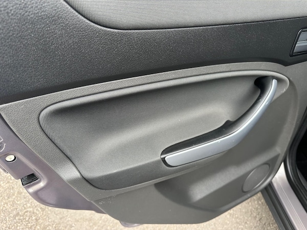 Used Ford Kuga 2012 for sale - 74849393: Photo 28