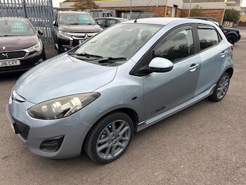Used Mazda Mazda2 2012 for sale - 76108717: Photo 4