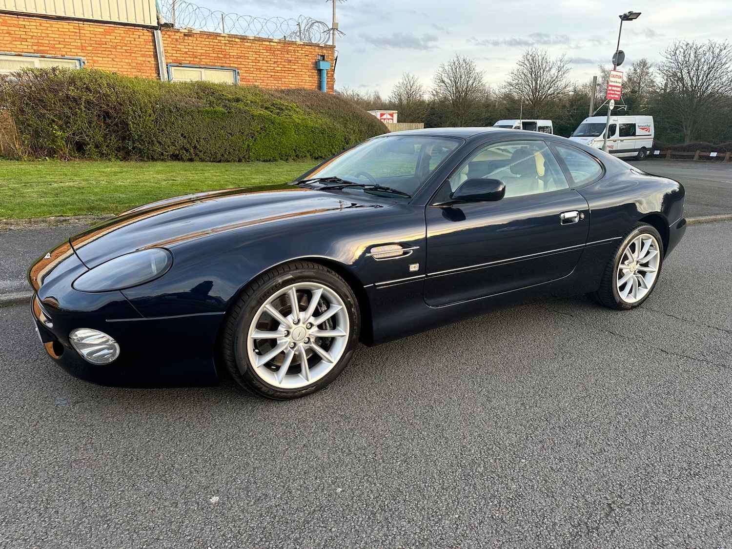 Used Aston Martin DB7 2000 for sale - 76991850: Photo 11