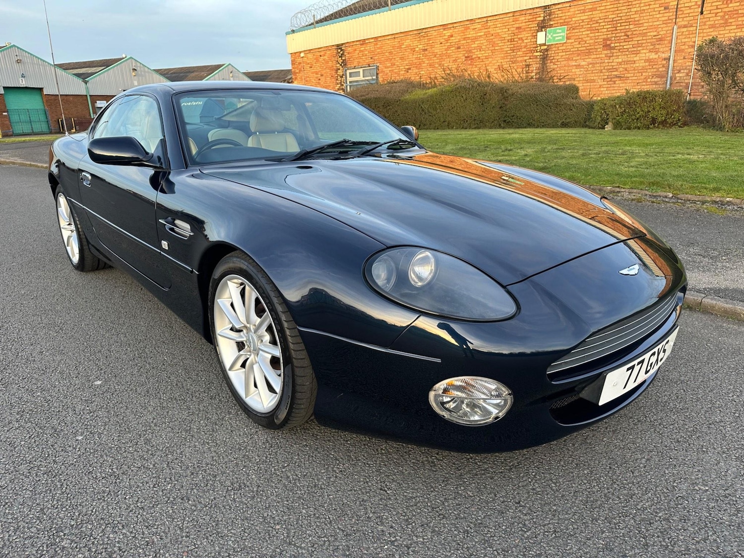 Used Aston Martin DB7 2000 for sale - 76991850: Photo 2