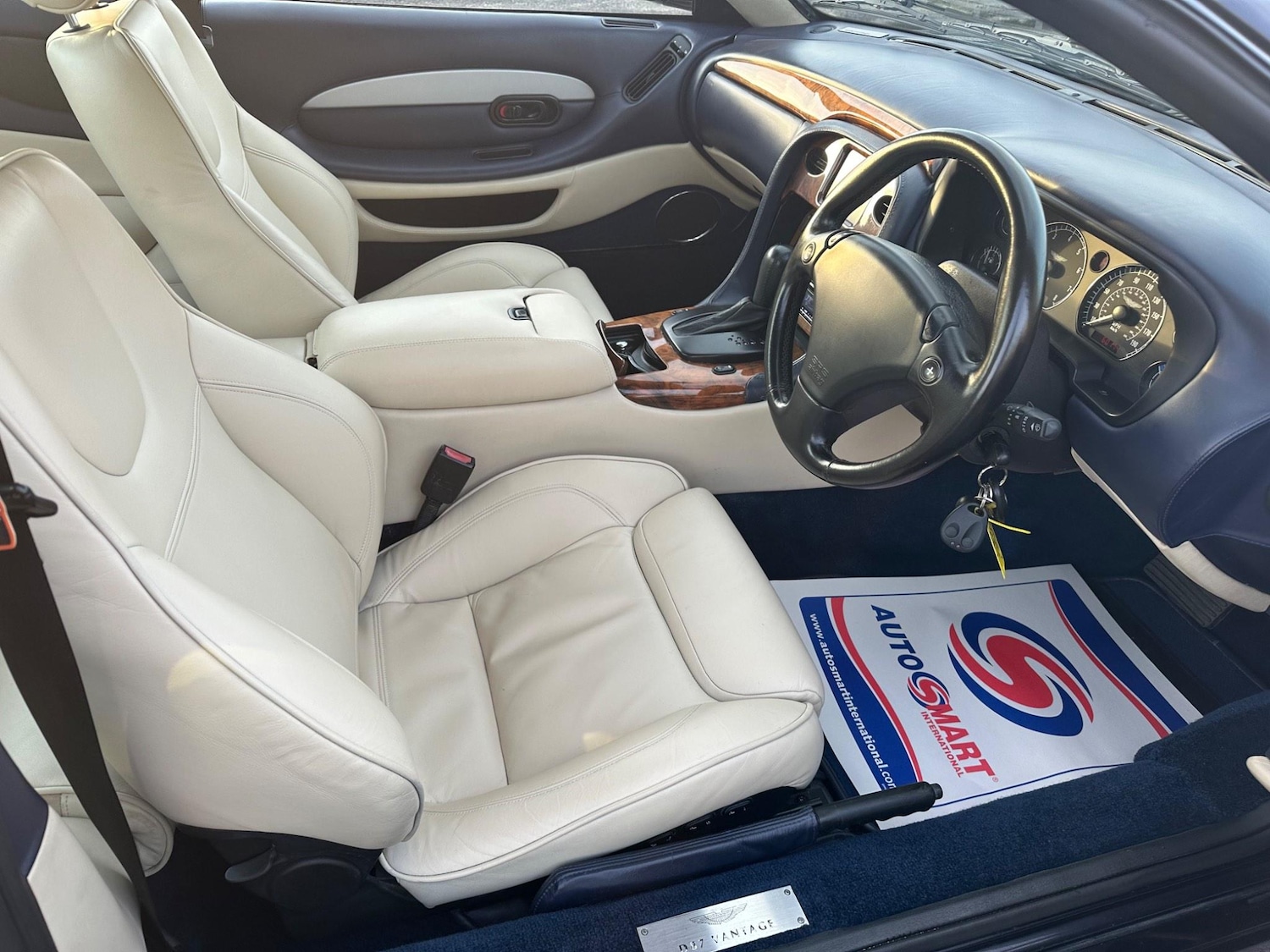 Used Aston Martin DB7 2000 for sale - 76991850: Photo 8