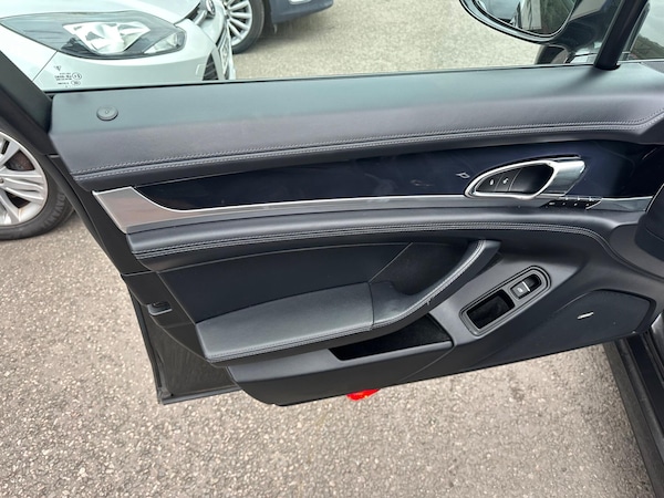 Used Porsche Panamera 2014 for sale - 76084381: Photo 32