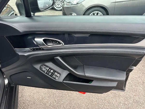 Used Porsche Panamera 2014 for sale - 76084381: Photo 35