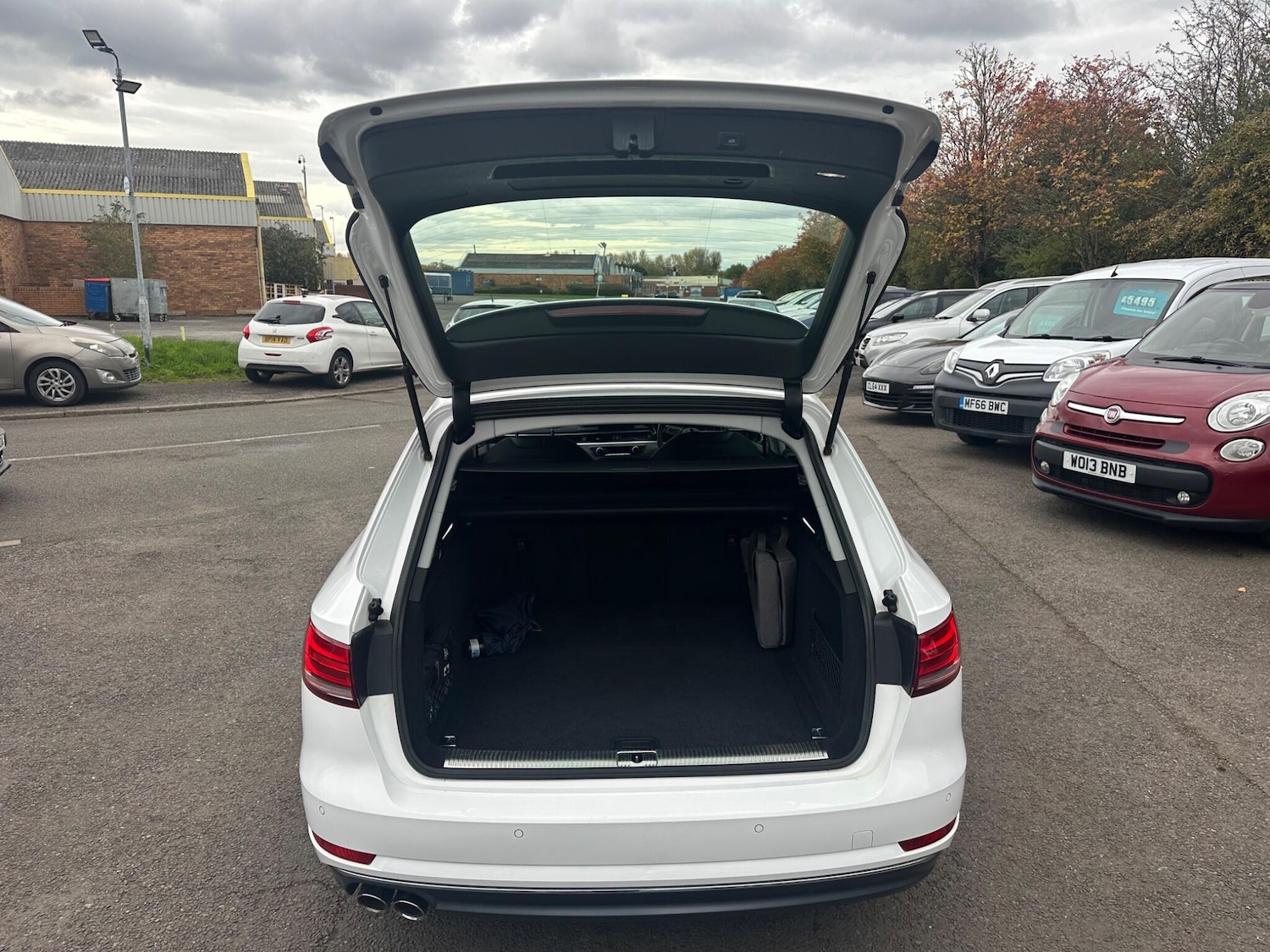 Used Audi A4 Avant 2016 for sale - 76349544: Photo 31