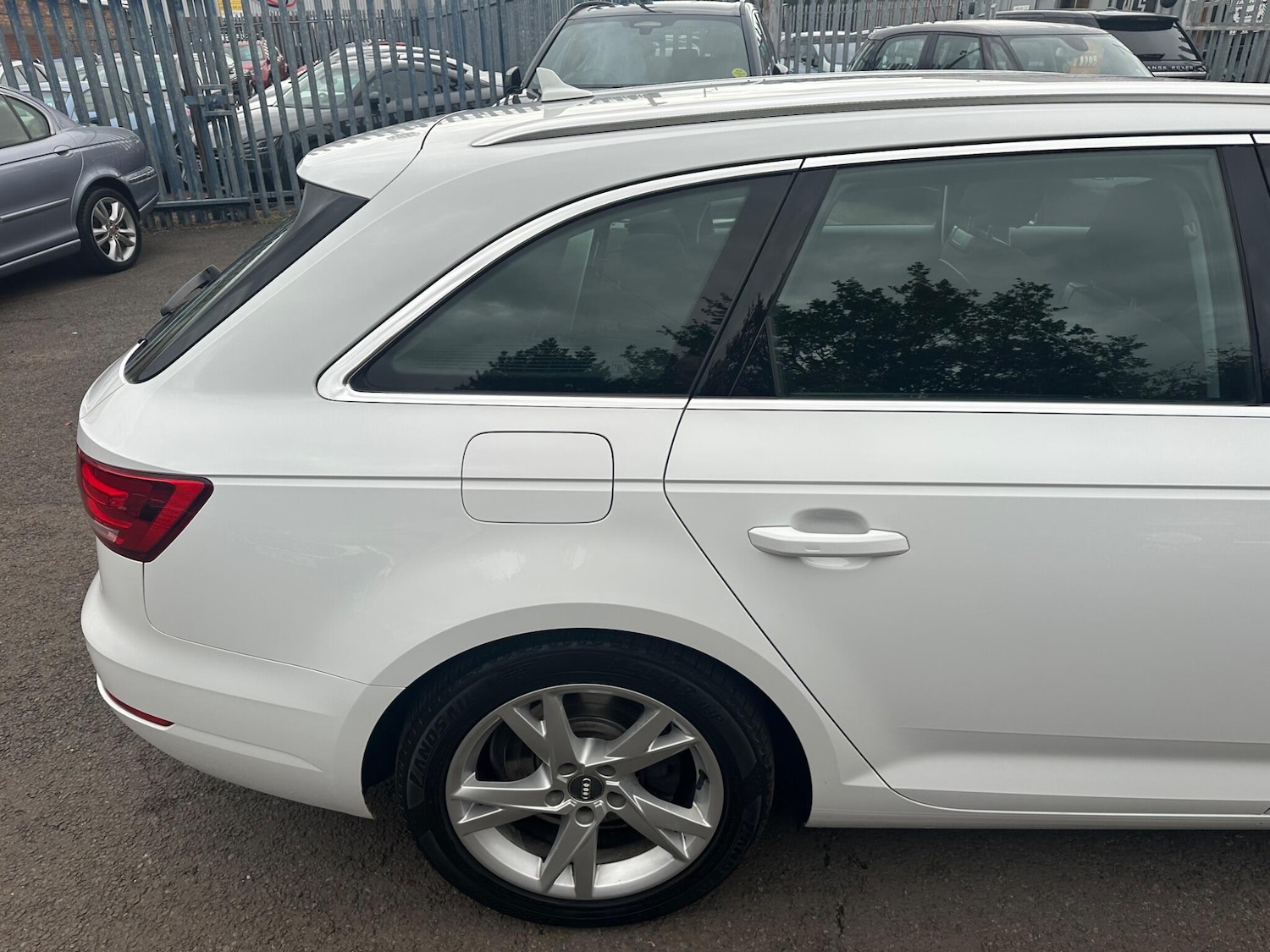 Used Audi A4 Avant 2016 for sale - 76349544: Photo 35