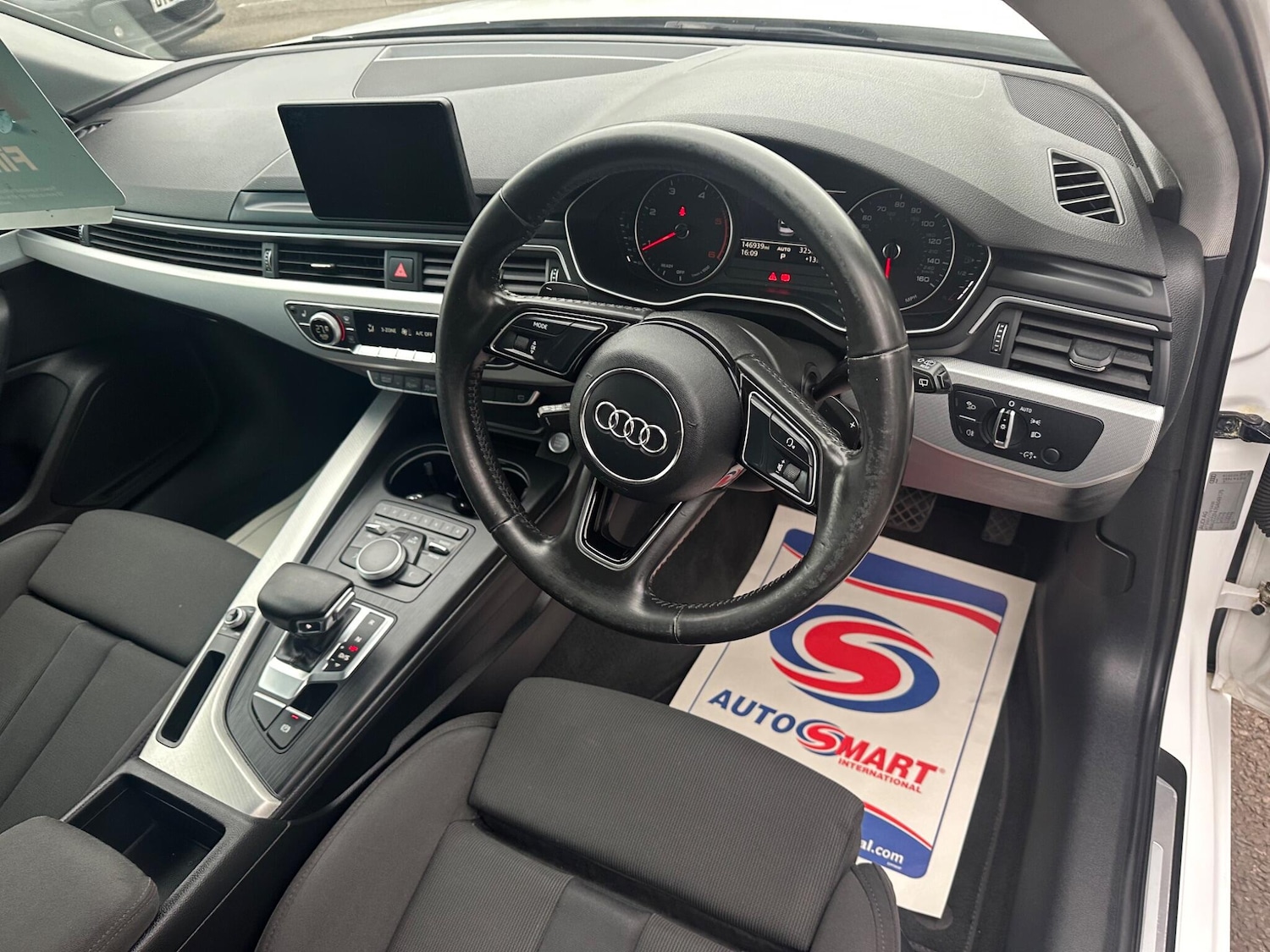 Used Audi A4 Avant 2016 for sale - 76349544: Photo 44
