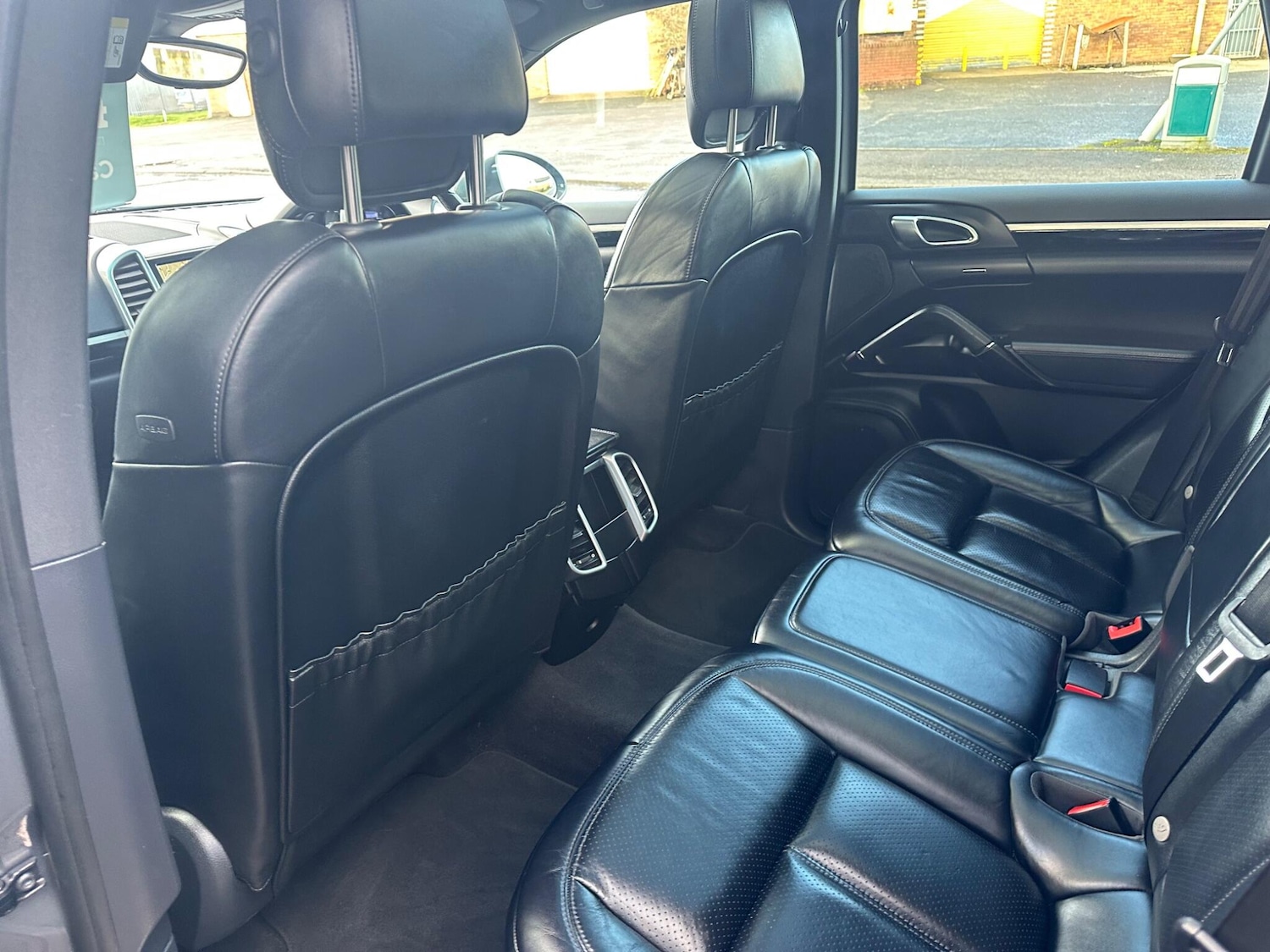 Used Porsche Cayenne 2016 for sale - 77625831: Photo 25