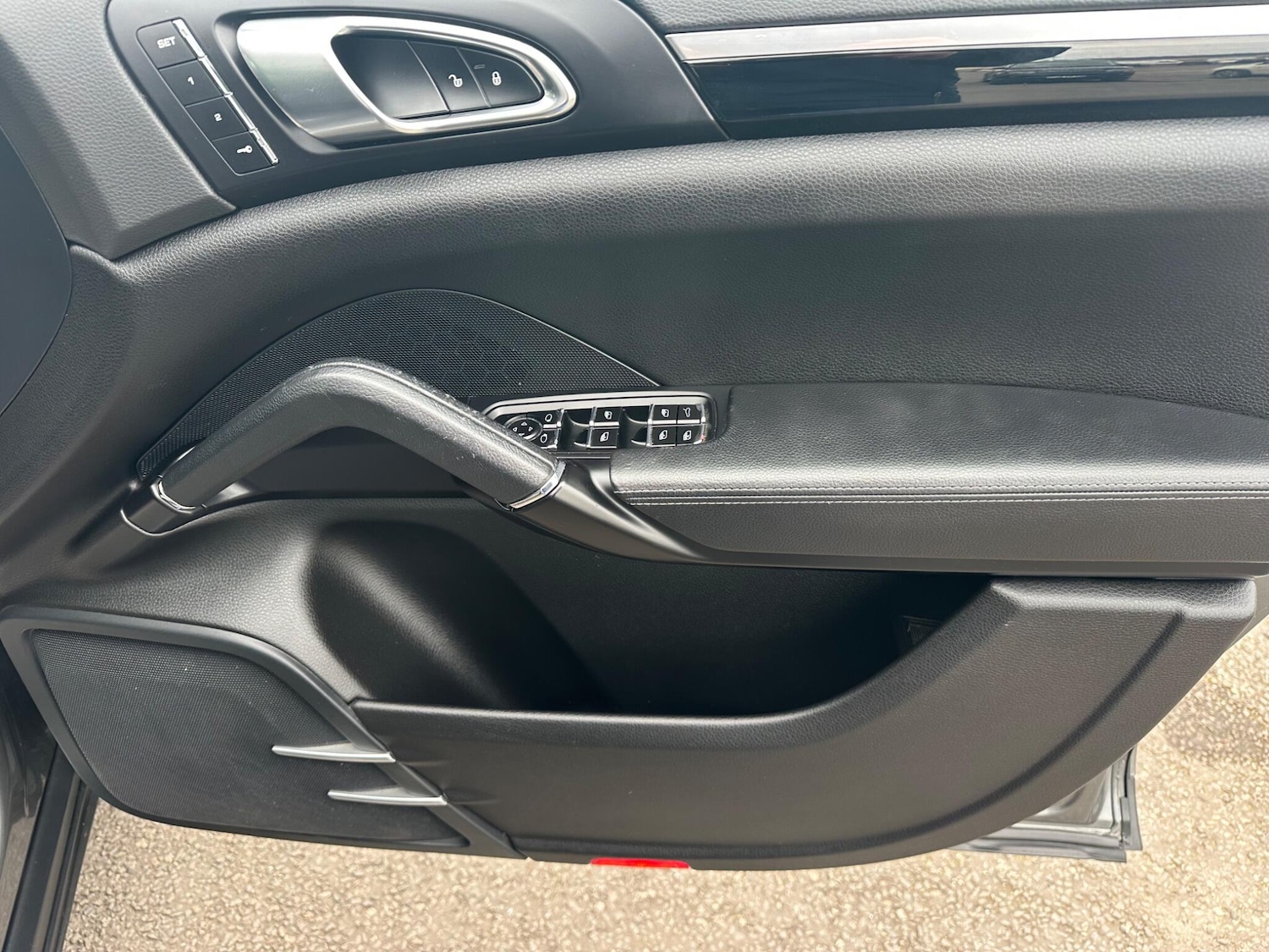 Used Porsche Cayenne 2016 for sale - 77625831: Photo 59