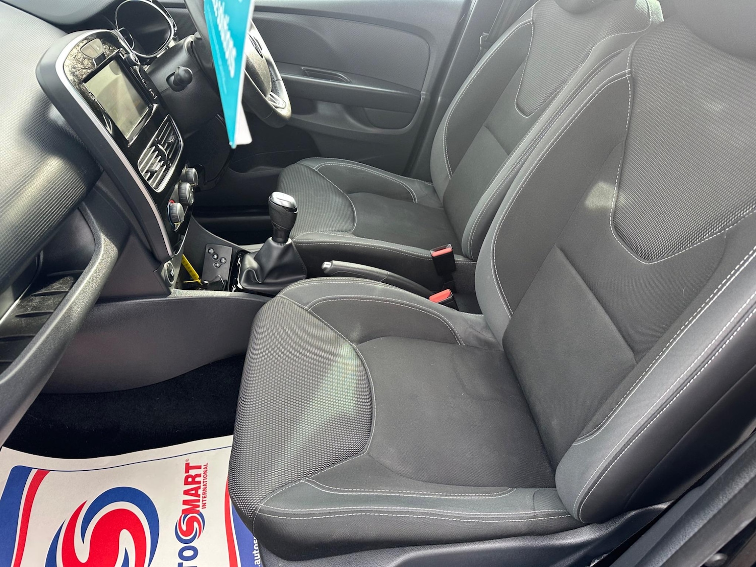 Used Renault Clio 2019 for sale - 76993767: Photo 48