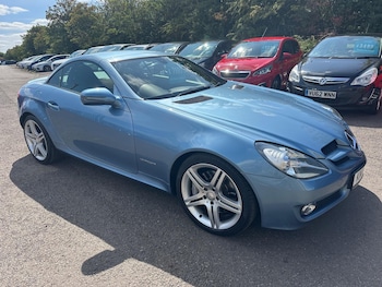 Used Mercedes-Benz SLK 2010 for sale - 76987985: Photo