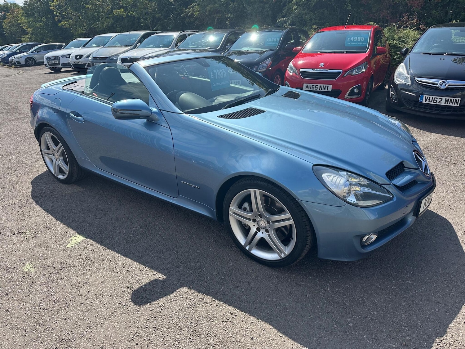 Used Mercedes-Benz SLK 2010 for sale - 76987985: Photo 4
