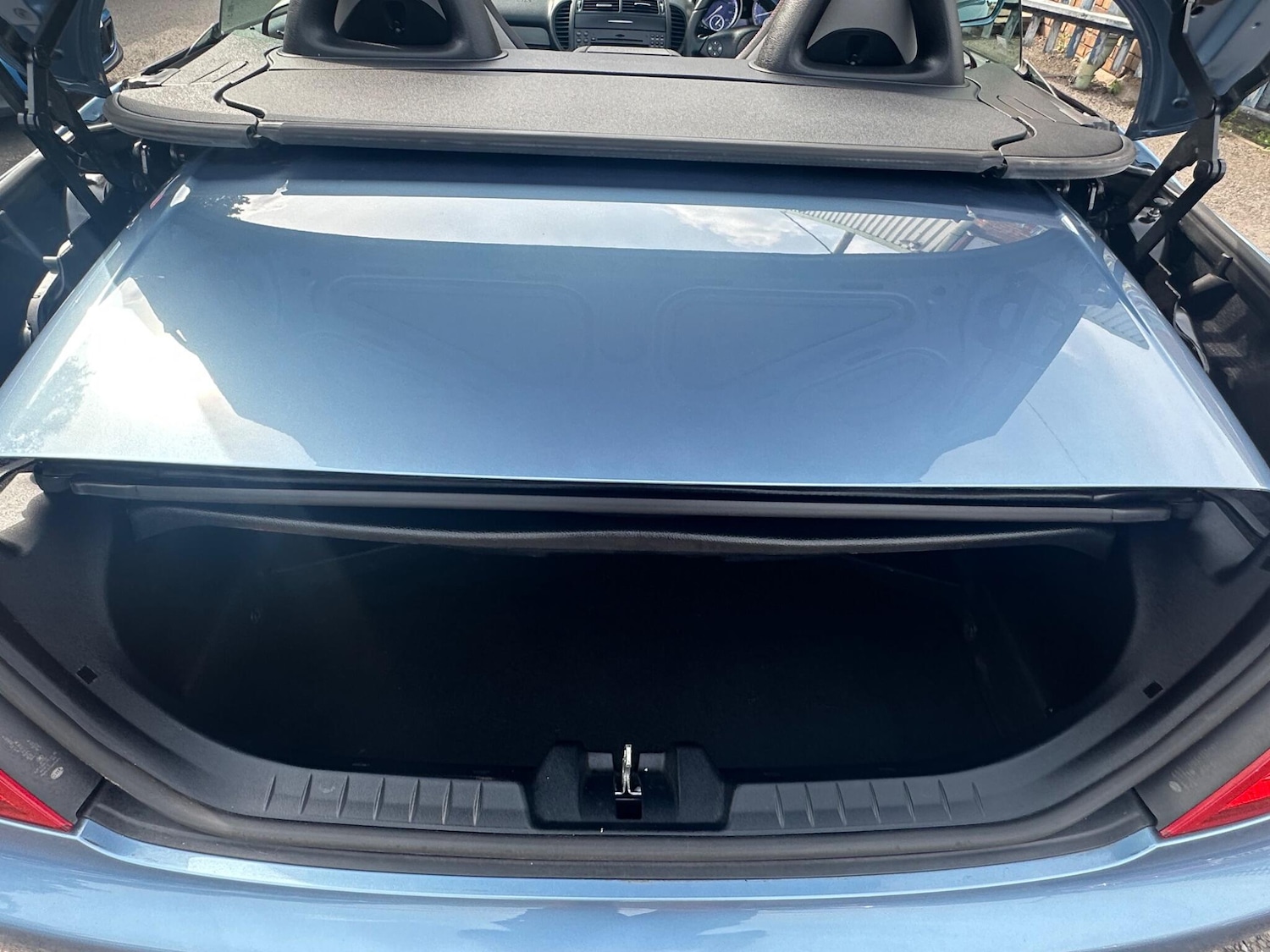 Used Mercedes-Benz SLK 2010 for sale - 76987985: Photo 42