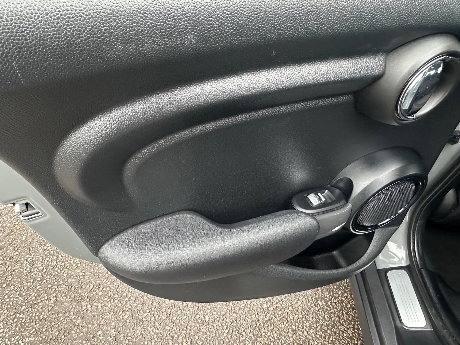 Used MINI Hatch 2017 for sale - 77611774: Photo 30