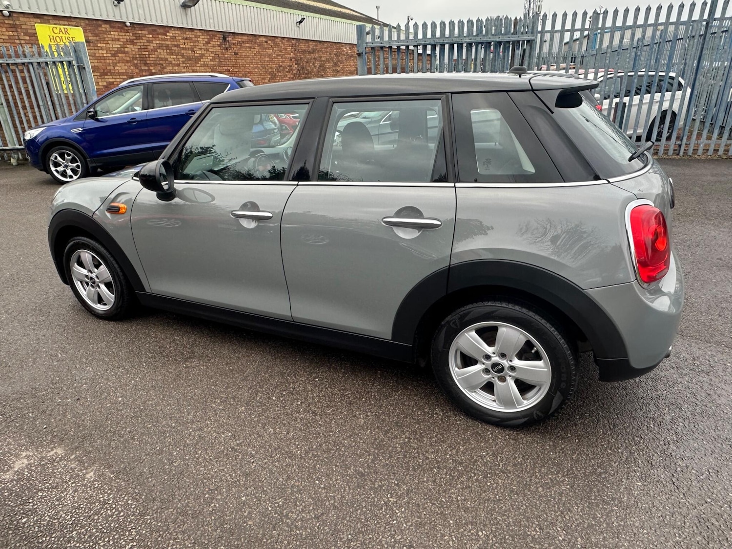Used MINI Hatch 2017 for sale - 77611774: Photo 4