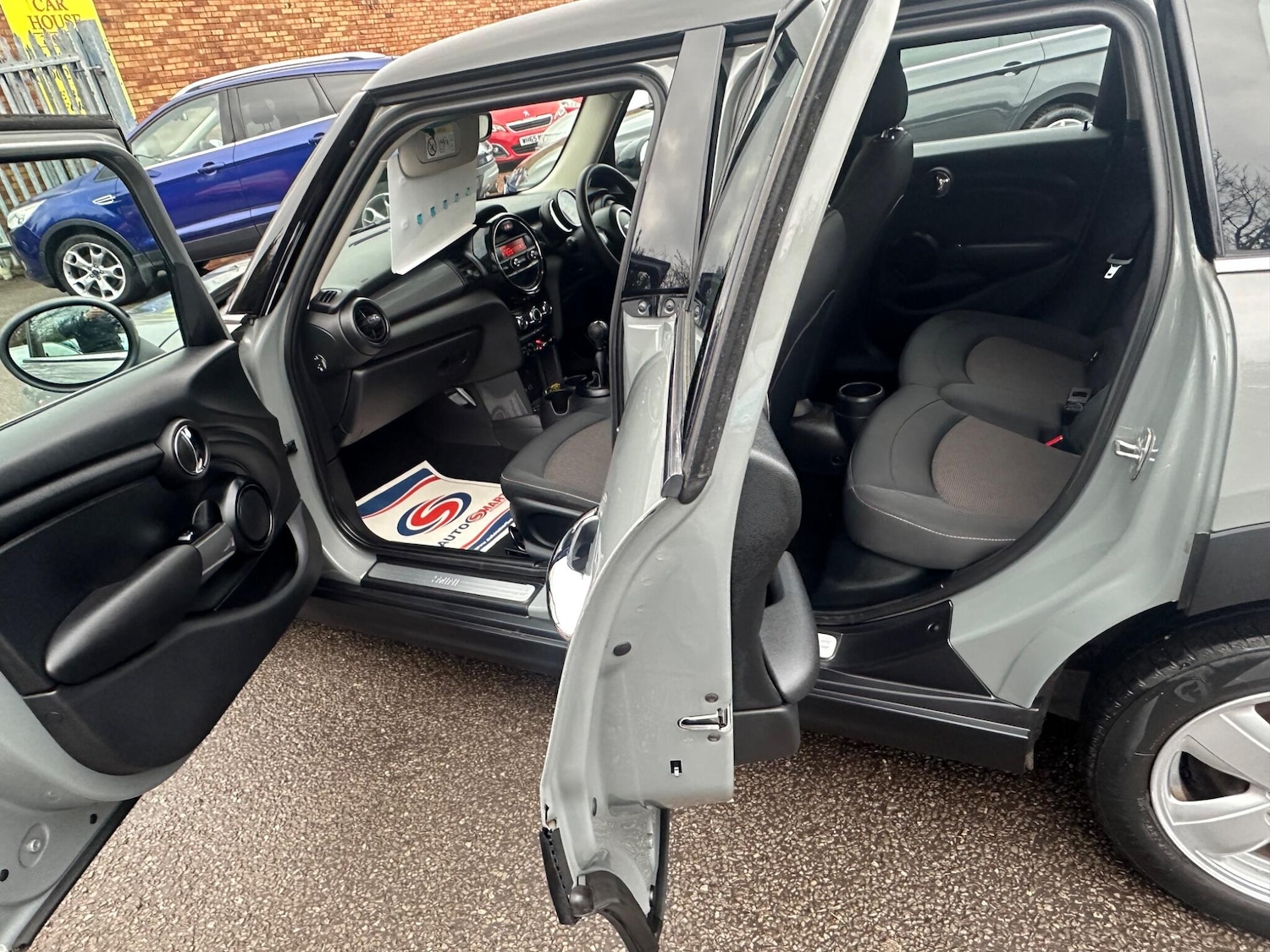 Used MINI Hatch 2017 for sale - 77611774: Photo 44