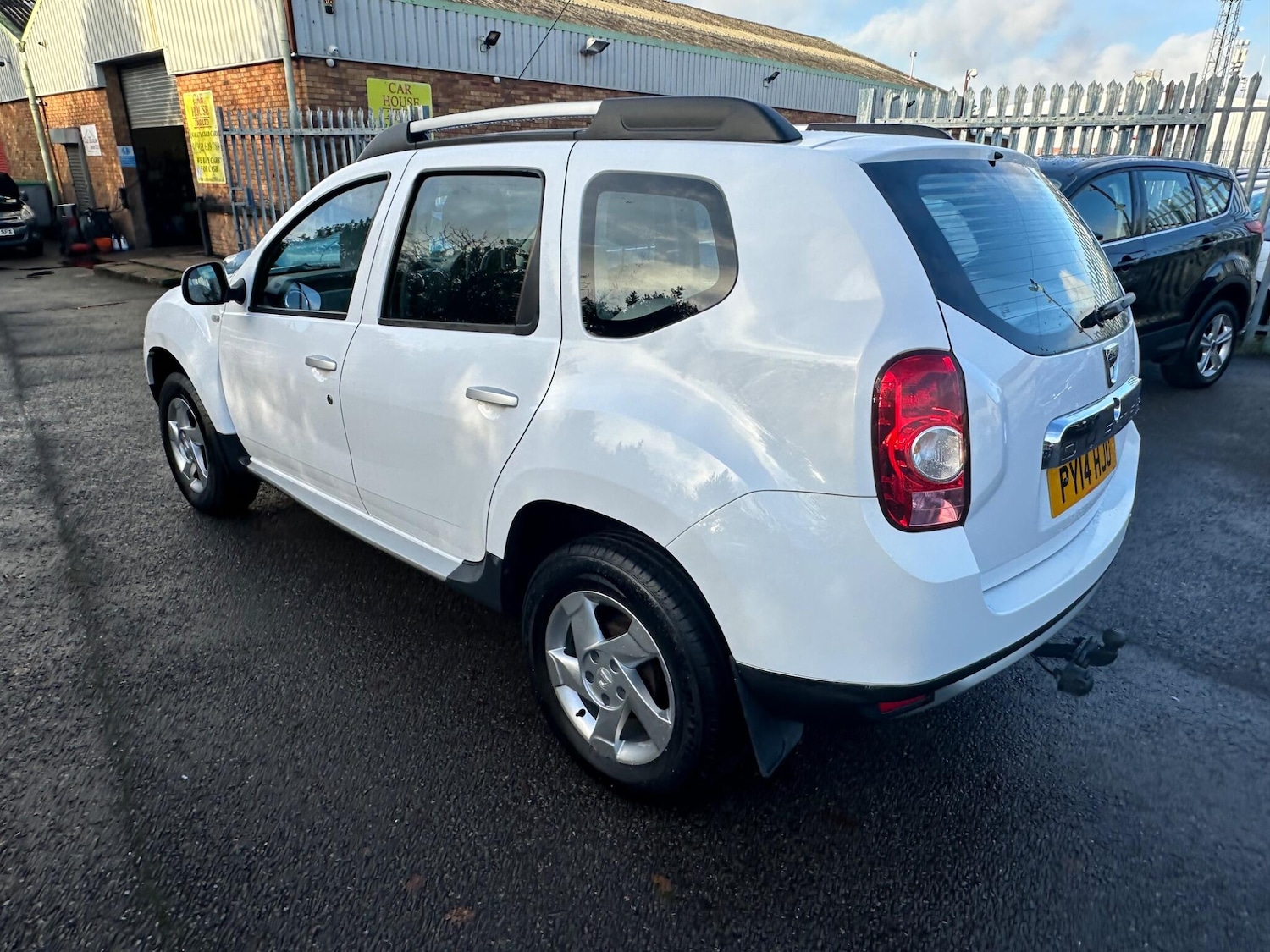 Used Dacia Duster 2014 for sale - 76964810: Photo 13