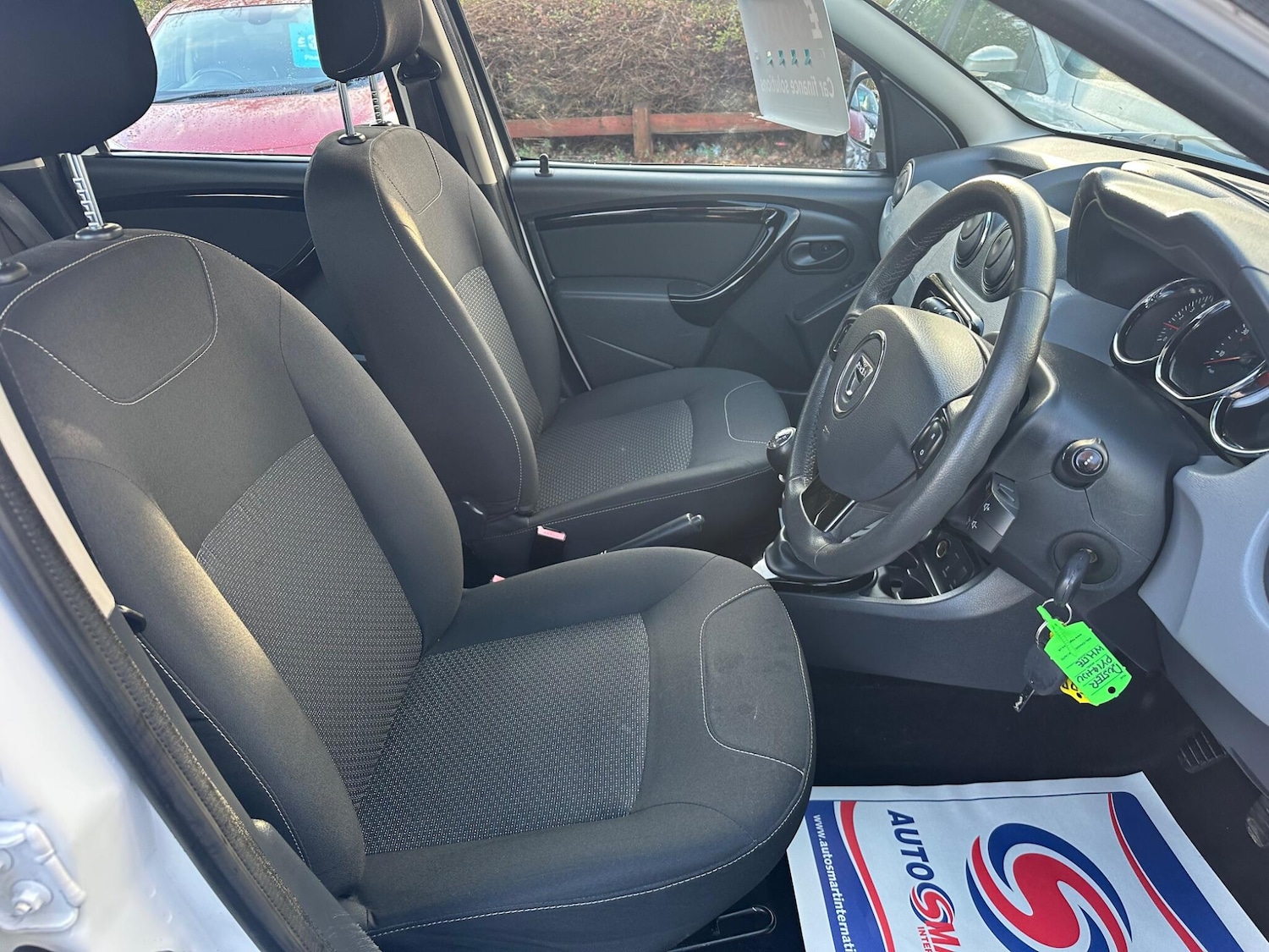 Used Dacia Duster 2014 for sale - 76964810: Photo 18